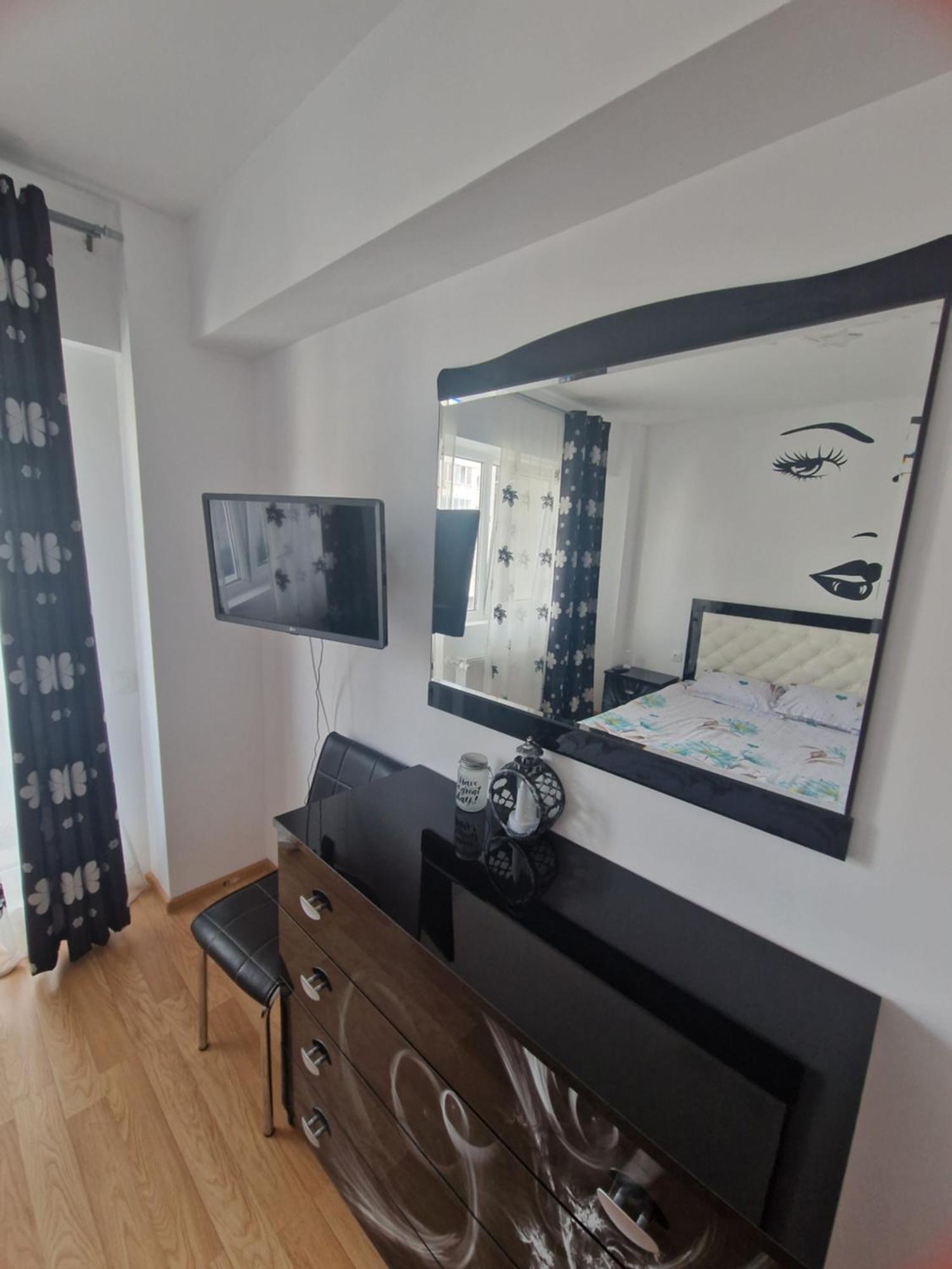 Best Apart Garii- Check In Independent Brašov Exteriér fotografie